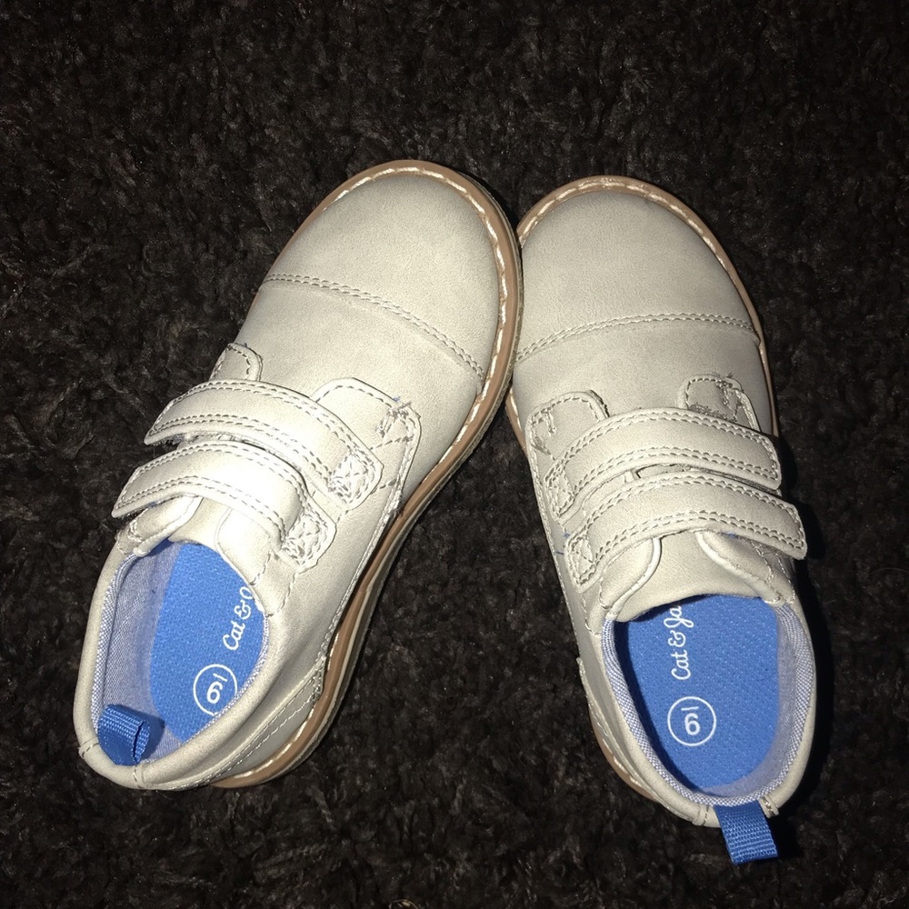 Cat and Jack toddler shoes.. Only worn once! Very cool off white color.